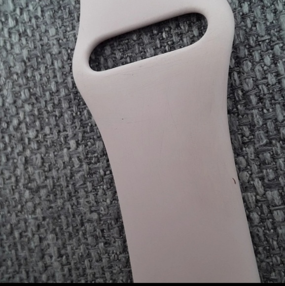 Rose Gold Apple watch Series 3 + 10 bands - Picture 3 of 8